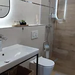 C2 Apartment *