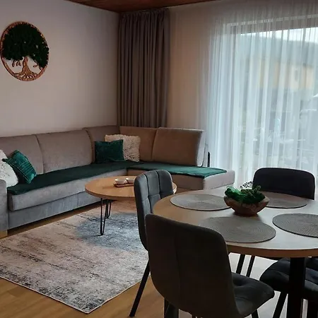 C2 Apartman *